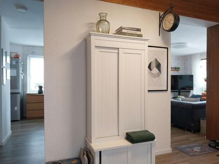 * Modernes Wohnen in zentraler Lage* Erdgeschoßwohnung mit offenem Kamin und Balkon. - Photo 5