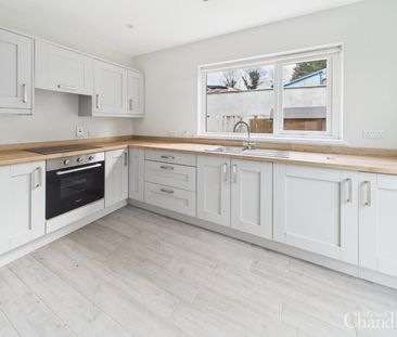 16 Old Saintfield Road, Carryduff, BT8 8EY - Photo 4