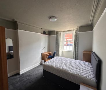 6 bedroom house - Photo 6