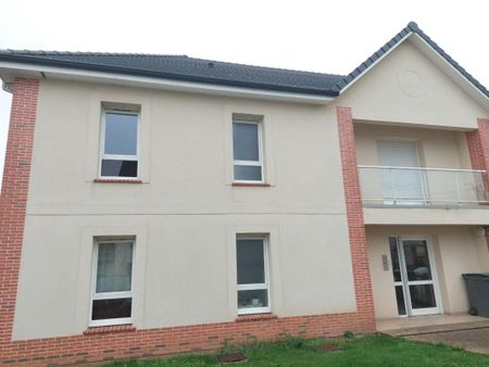 Location Appartement 2 pièces 41m² CAUDEBEC LES ELBEUF 76320 - Photo 3