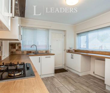 3 bedroom bungalow to rent - Photo 5