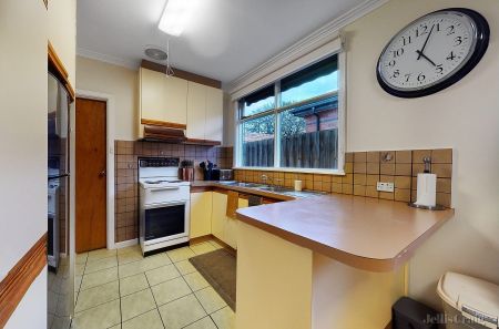 47 Benbow Street, Yarraville - Photo 5