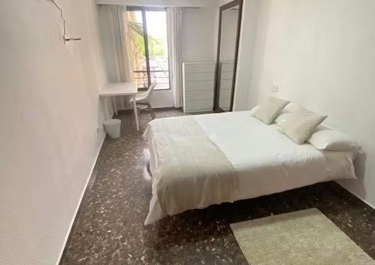 Carrer de Sant Valerià, Torrent, Valencian Community 46900