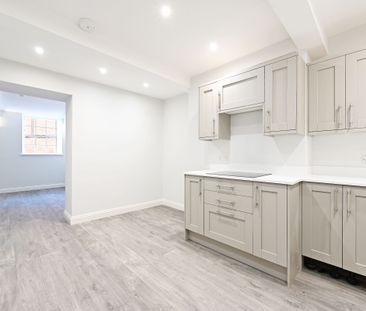 4 bedroom terraced house to rent - Photo 5