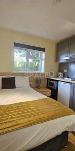 Connaught Road, Reading, RG30 - Photo 4