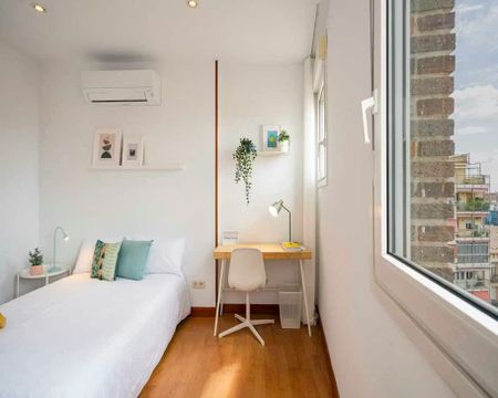 Calle de Bravo Murillo, Madrid, Community of Madrid 28020 - Photo 5