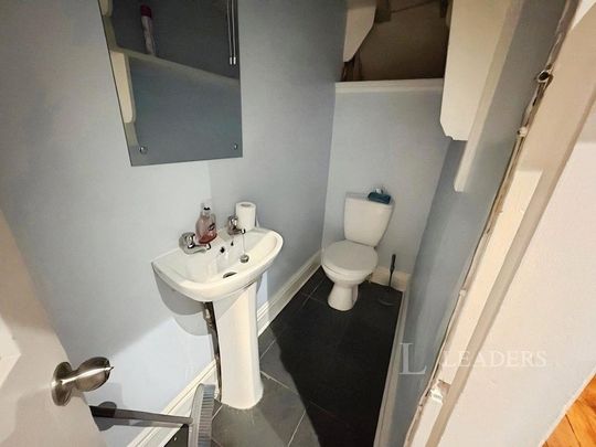 5 bedroom terraced house to rent - Photo 1