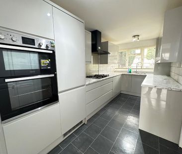 5 bedroom townhouse to rent - Photo 1