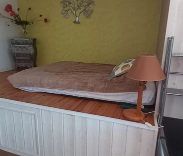 A LOUER : Studio 31m² meublé avec balcon – Réf. TNG-G0407 - Photo 4
