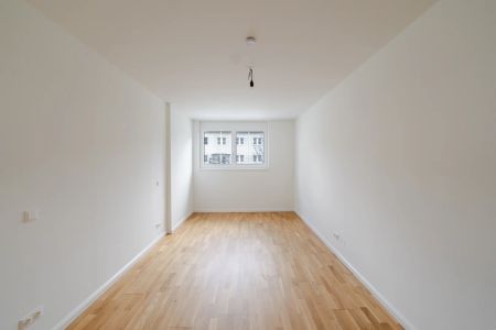 SOFORT EINZIEHEN: Helle 3-Zimmer-Wohnung mit Balkon in ruhiger Lage - Foto 2