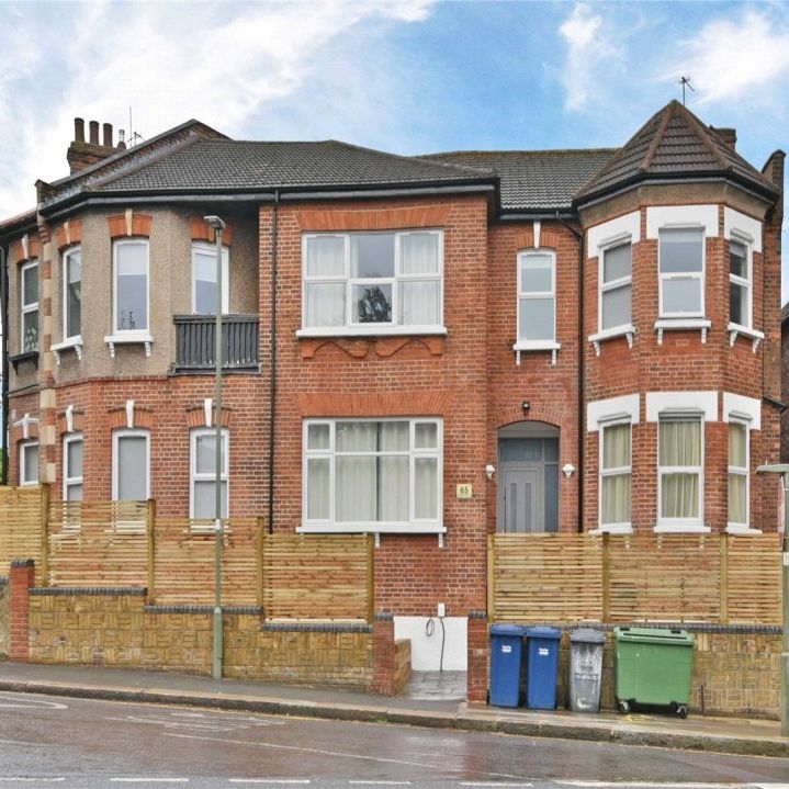Gainsborough Road - Photo 1