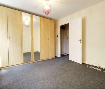 Celadon Close, Enfield, Middlesex, EN3 - Photo 1