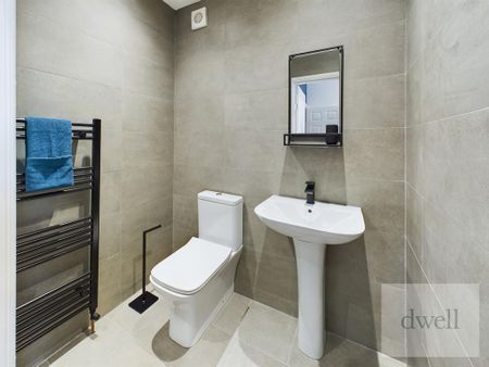 1 bedroom in a house share to rent - Photo 4