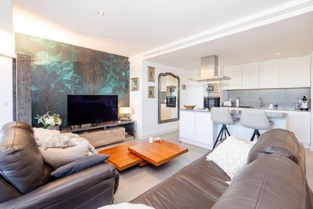 3 Bedroom Apartment For Rent in Selwo, Málaga - Photo 5