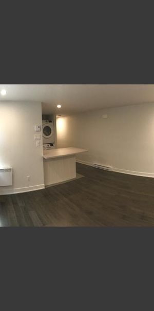 3 1/2 flambant neuf avec electros - Photo 1