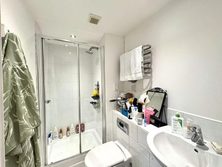Apartment 61, Ellis Court, Dewsbury, West Yorkshire - Photo 5