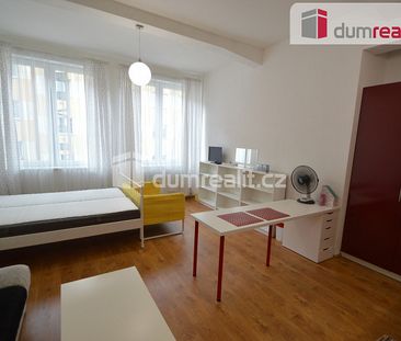 Pronájem bytu 1+kk 38 m² - Photo 2