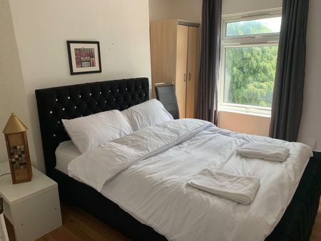 4 Bed Terraced House, Nottingham, NG7 - Photo 3