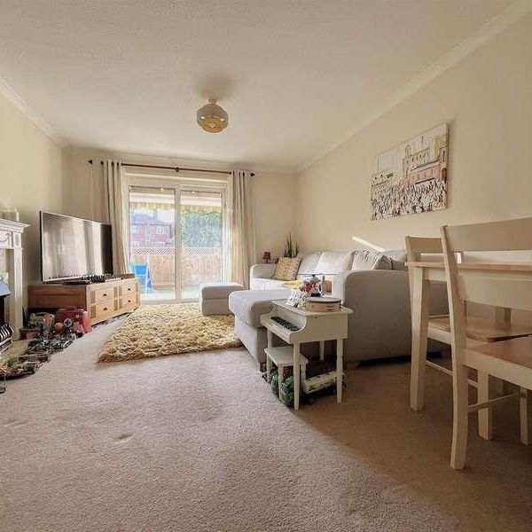 Greencroft Street, Salisbury, SP1 - Photo 1