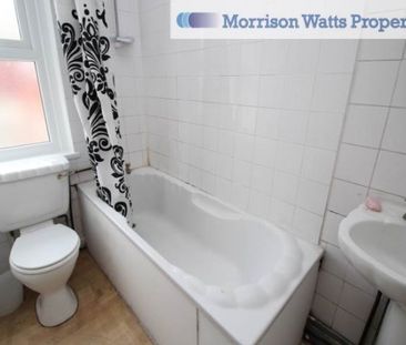 6 Bed - Queens Road, Hyde Park, Leeds - Photo 6