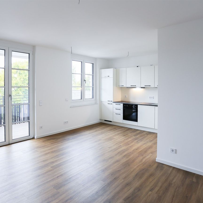 Schöne und ideal geschnittene 2-Zi.-Wohnung mit Balkon - hell und barrierefrei in Köpenick - Foto 1