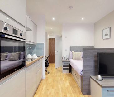 Apt 16, Onyx Residence - Photo 2