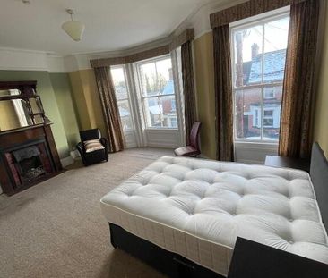 5 Eden Terrace (Student House), Derry, BT48 0DH - Photo 4