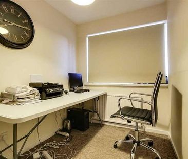 Primley Park Drive, Alwoodley, Leeds, LS17 - Photo 2