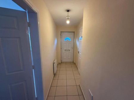 3 bedroom detached house to rent - Photo 3