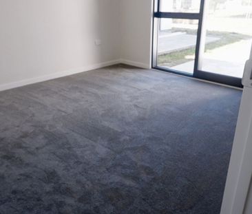 Charming 3BR Halswell Haven w/ Garden - Photo 3