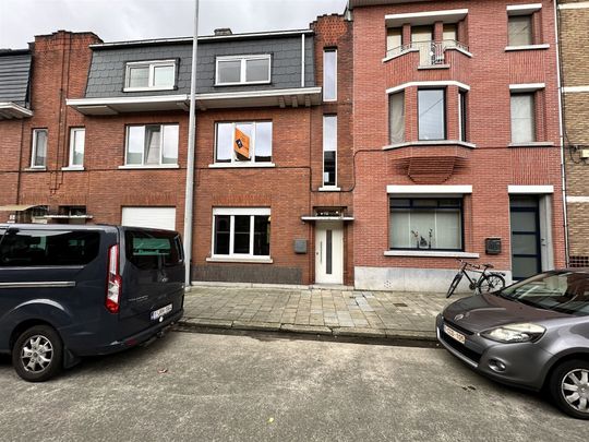 Ruime woning in Sint-Gillis-Dendermonde nabij centrum en station - Foto 1