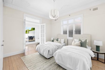 2 Goldie Avenue, Bondi Junction - Photo 2