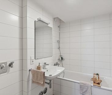 Familienfreundlich Wohnen: 4 Zimmer mit geräumigem Balkon - Photo 1