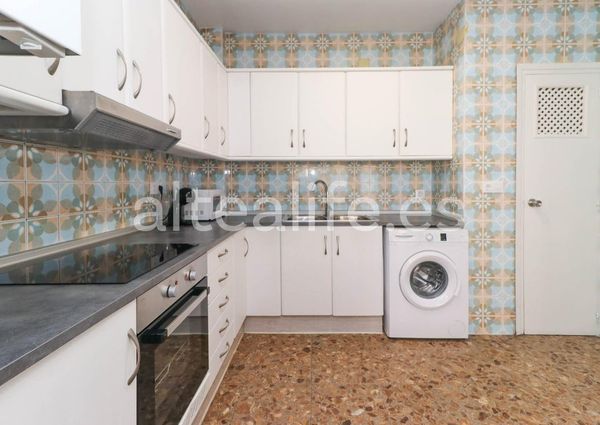 Avenida de la Nucía, Altea, Valencian Community 03590