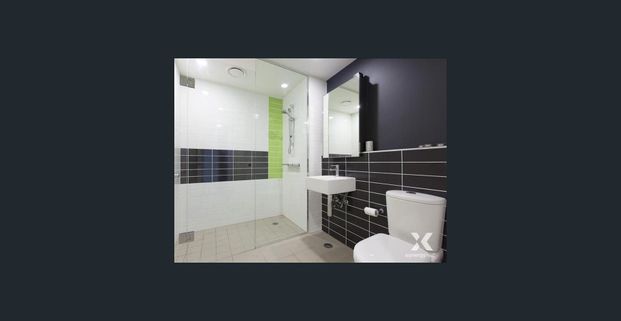 Modern Partly Furnished 1-Bedroom Apartment in the Heart of Victoria Harbour - Photo 1