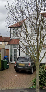 1 bedroom in a house share to rent - Photo 4