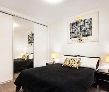 Quality, style and modern living - Photo 1