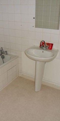 Location Appartement 1 pièce 32m² BELLEY 01300 - Photo 1