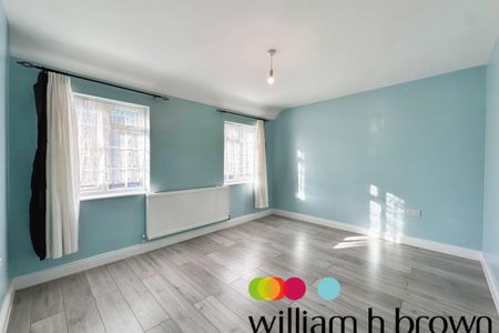 Langton Avenue - Photo 5