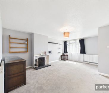 Scott Close, Emmer Green, Reading, Berkshire, RG4 - Photo 2