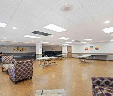 For Lease - 158 Mcarthur Avenue Unit# 1704, Vanier and Kingsview Pa... - Photo 2