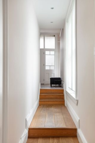 3 bedroom flat to rent - Photo 4