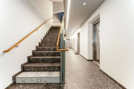 Erstbezug ab Februar! Nähe U6/U4! Helle 2-Zimmer-Wohnung mit Loggia zu vermieten! - Photo 2