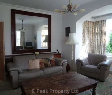 1 Bed - Huge Rooms, Room 1, Canewdon Road, Westcliff On Sea - Photo 2
