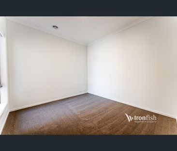 25 Handley Crescent, Officer, Vic 3809 - Photo 4