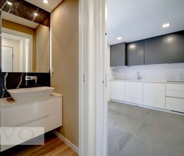 3 room luxury Flat for rent in Cascais, Portugal - Photo 2