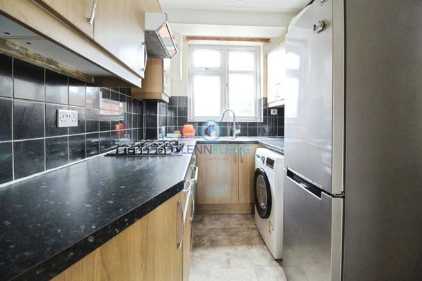 3 bedroom semi-detached house to rent - Photo 1