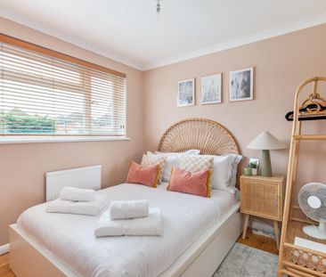 4 bedroom detached house to rent - Photo 5
