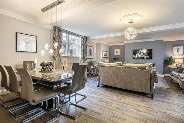 4 bedroom townhouse to rent - Photo 1