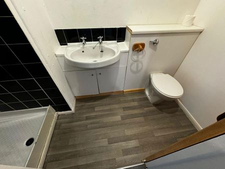 1 bedroom detached house to rent - Photo 5